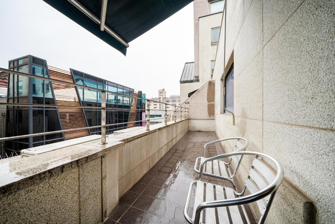 Regency Hotel Seongnam Exterior photo