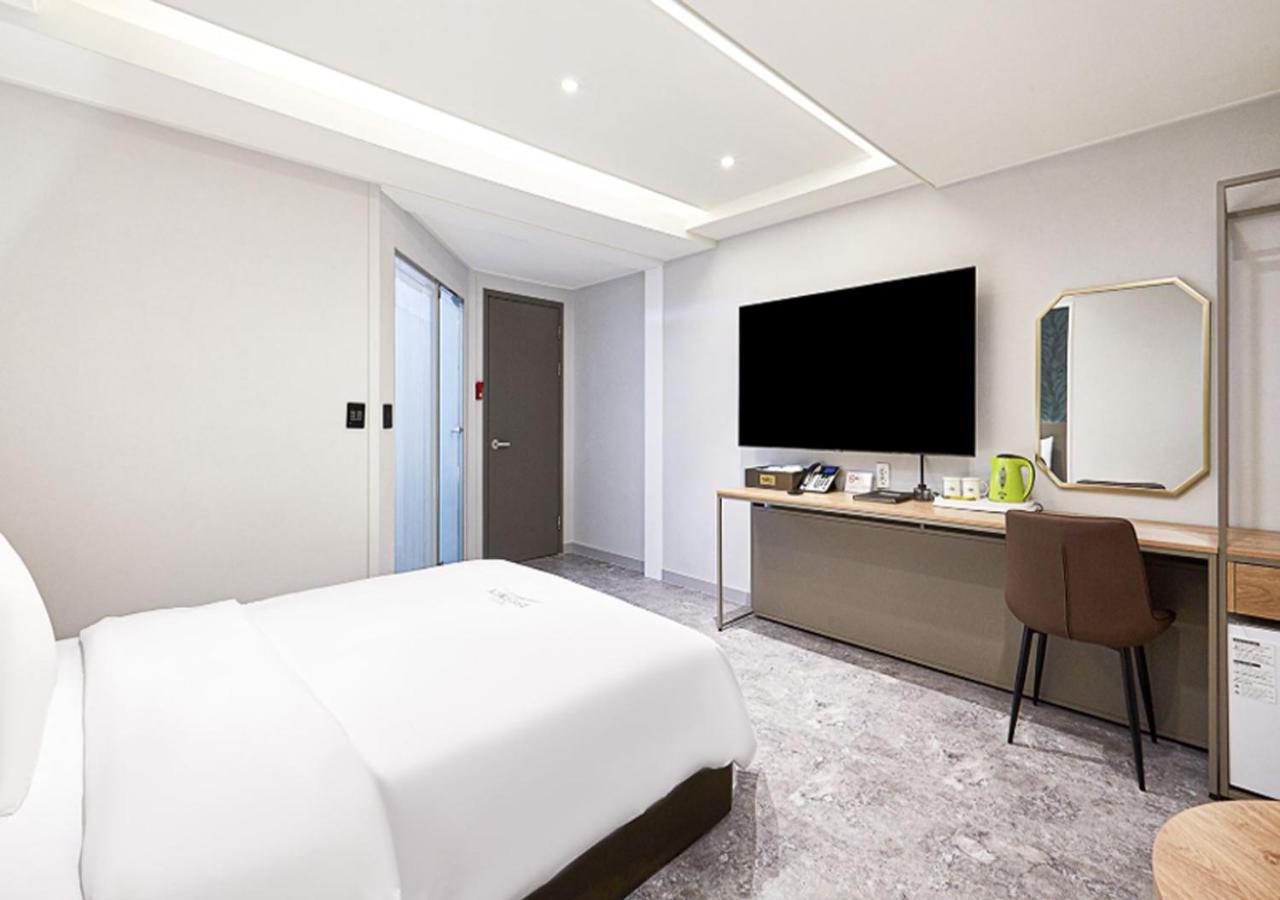 Regency Hotel Seongnam Exterior photo