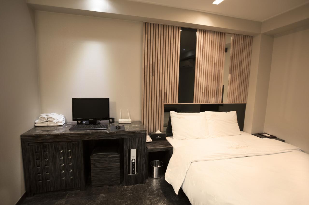 Regency Hotel Seongnam Exterior photo